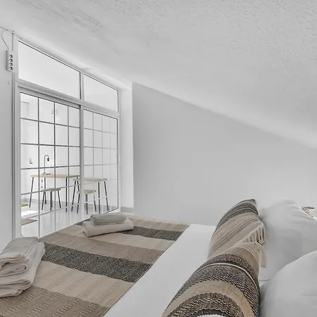 Atico La Laguna Apartment *
